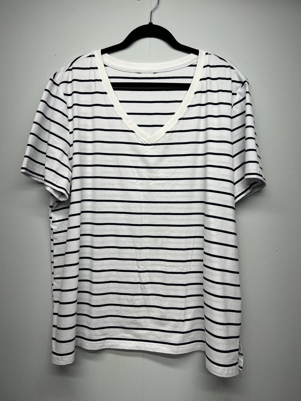 Womens Striped Short Sleeve V-Neck Cotton T-Shirt Womens 1X Casual Minimalist